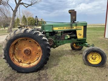 Main image John Deere 720