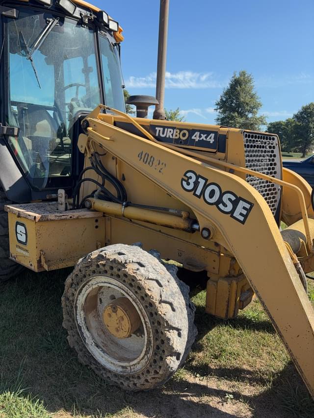 Image of John Deere 310SE equipment image 4
