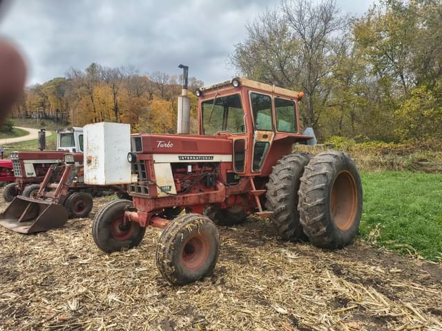 Image of International Harvester 1466 equipment image 1