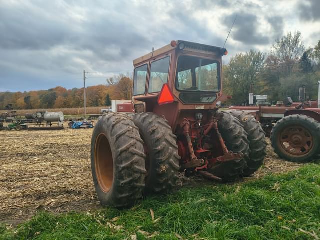 Image of International Harvester 1466 equipment image 2