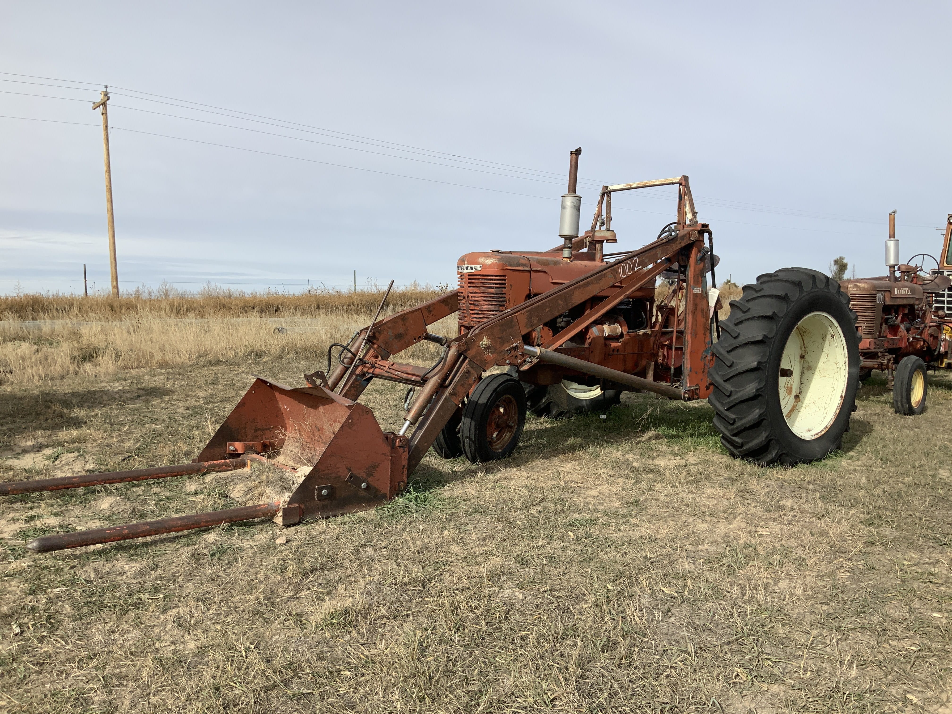 Farmall M Equipment Image0