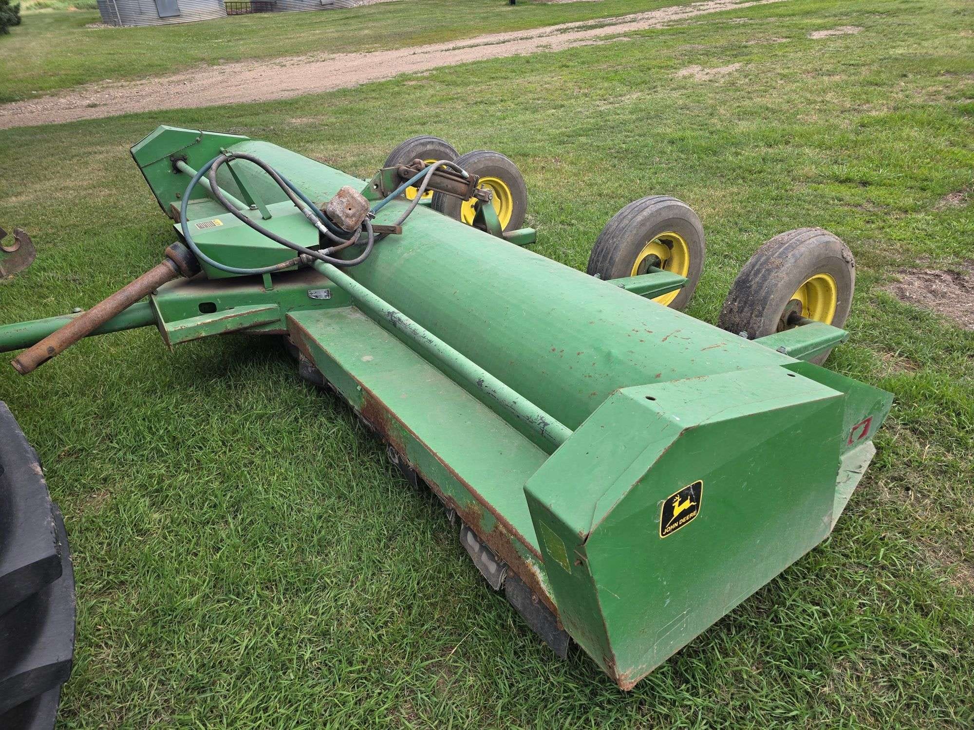 John Deere 27 Equipment Image0