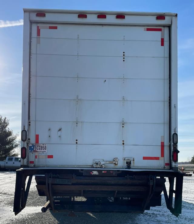 Image of GMC C7500 equipment image 4