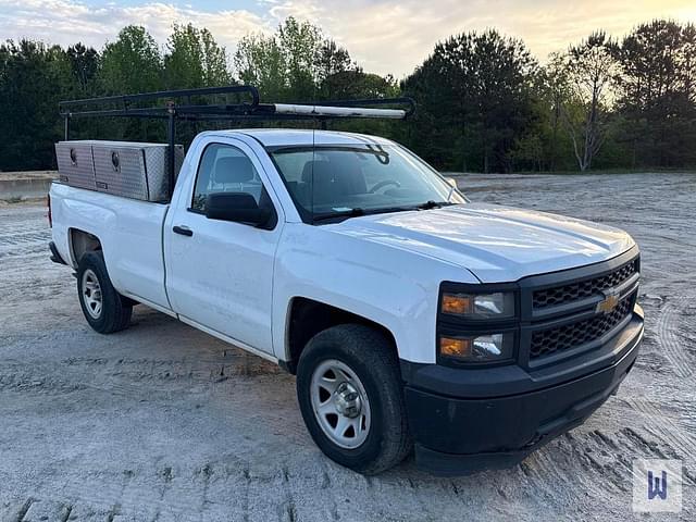 Image of Chevrolet 1500 equipment image 1
