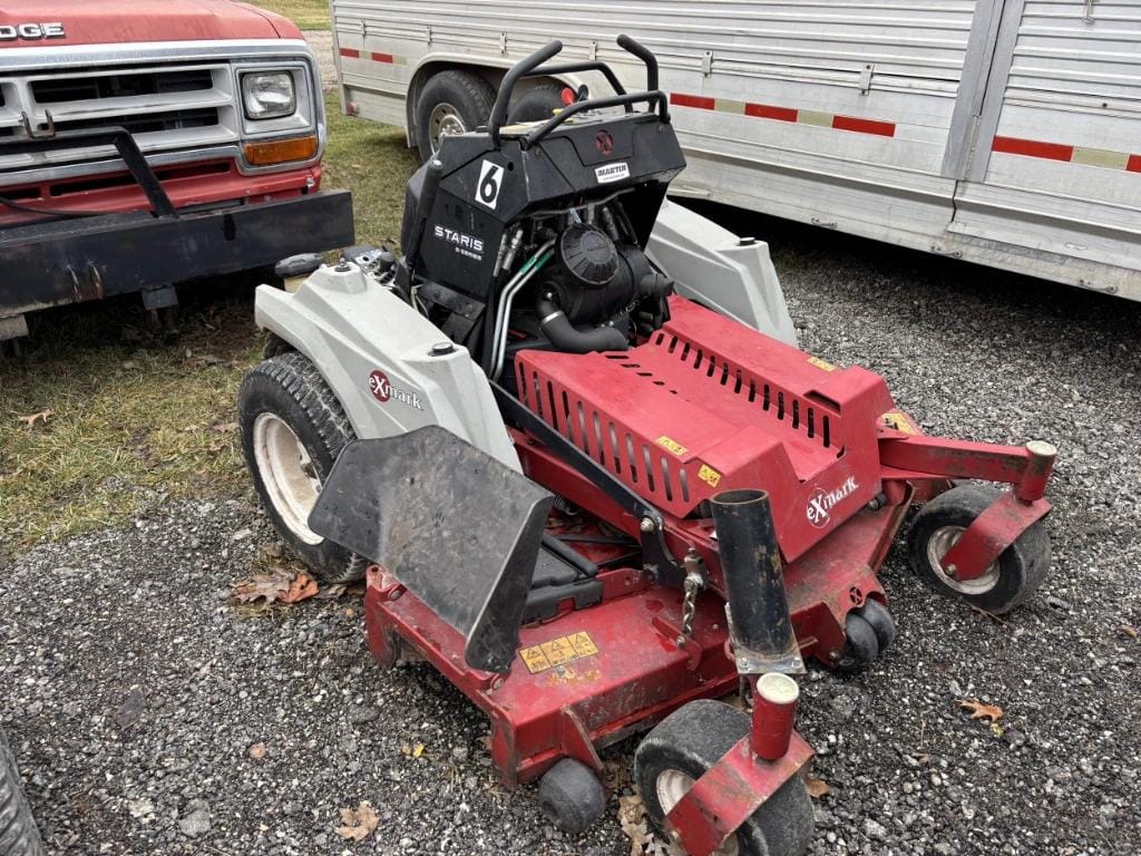 Exmark Staris Equipment Image0