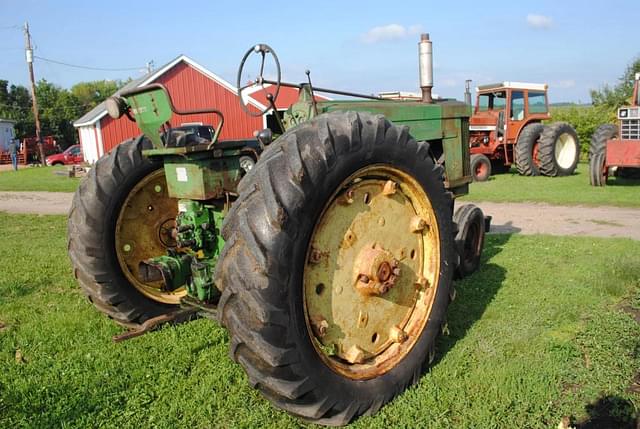 Image of John Deere 60 equipment image 4