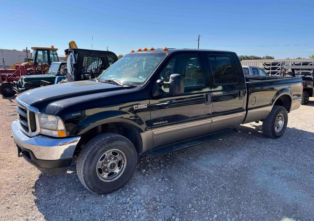 Image of Ford F-350 Primary image