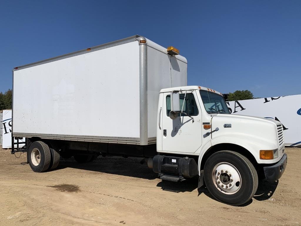 Main image International 4700