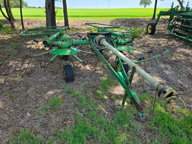 Image of John Deere 752 equipment image 1