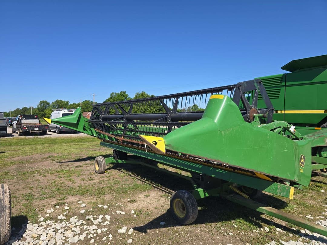 Image of John Deere 920 Primary image