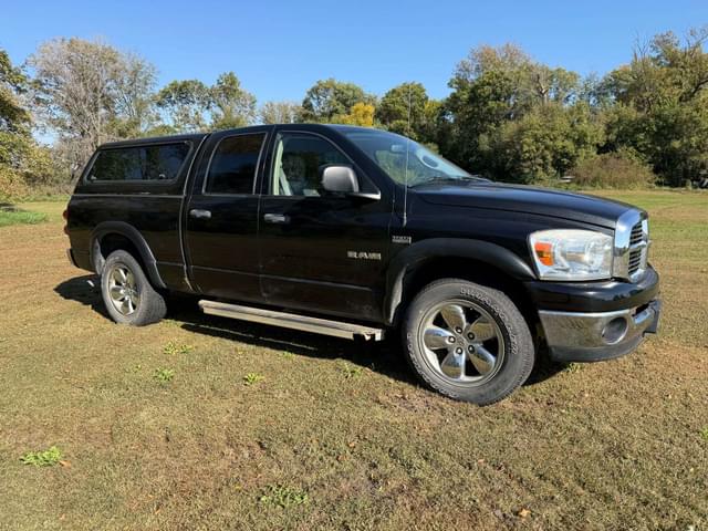 Image of Dodge Ram 1500 equipment image 3