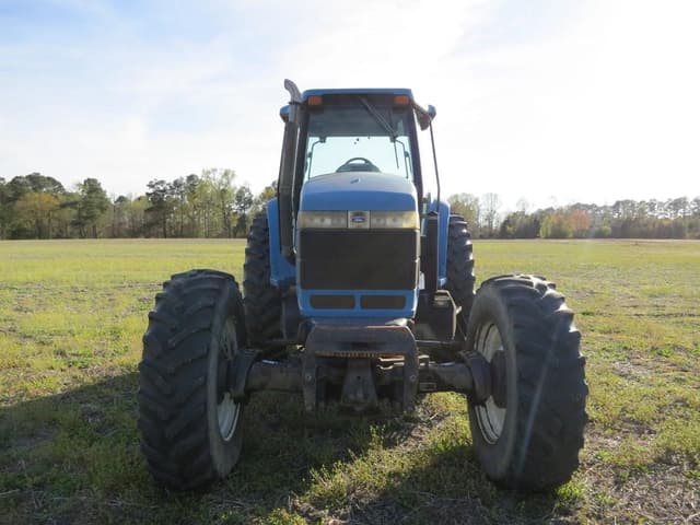 Image of New Holland 8870 equipment image 2