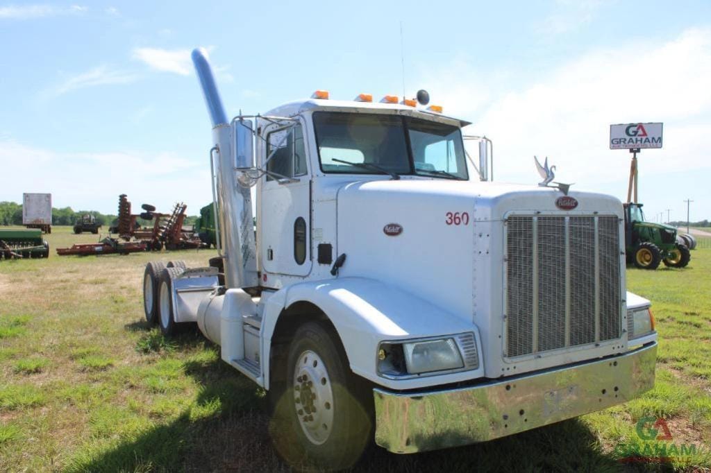 1993 Peterbilt 377 Equipment Image0