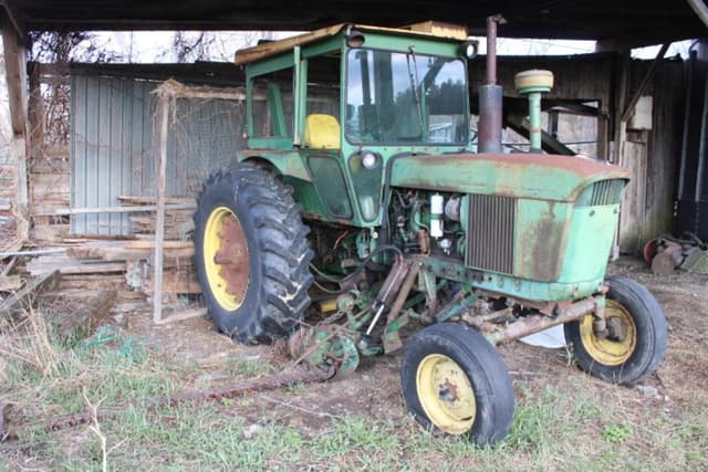 Image of John Deere 4020 equipment image 1