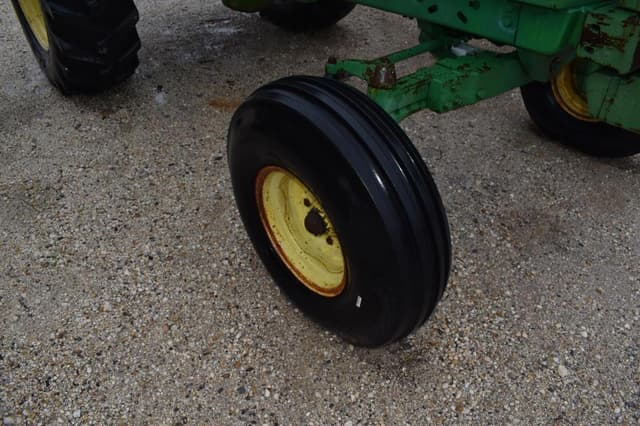 Image of John Deere 4250 equipment image 2