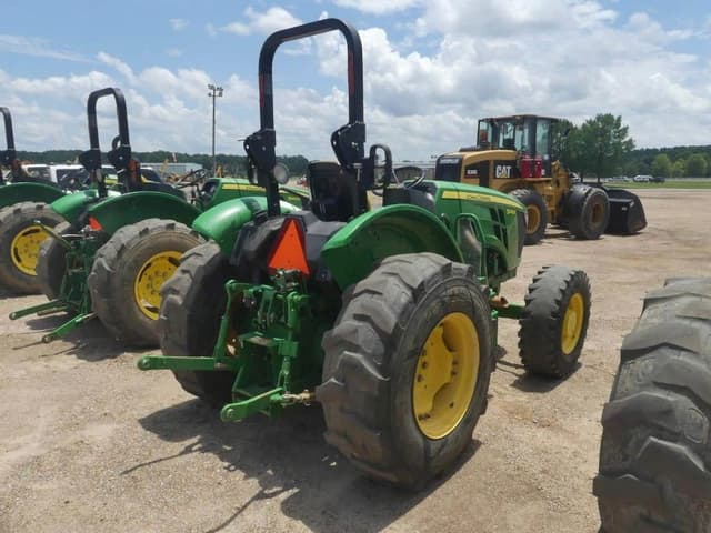 Image of John Deere 5045E equipment image 2