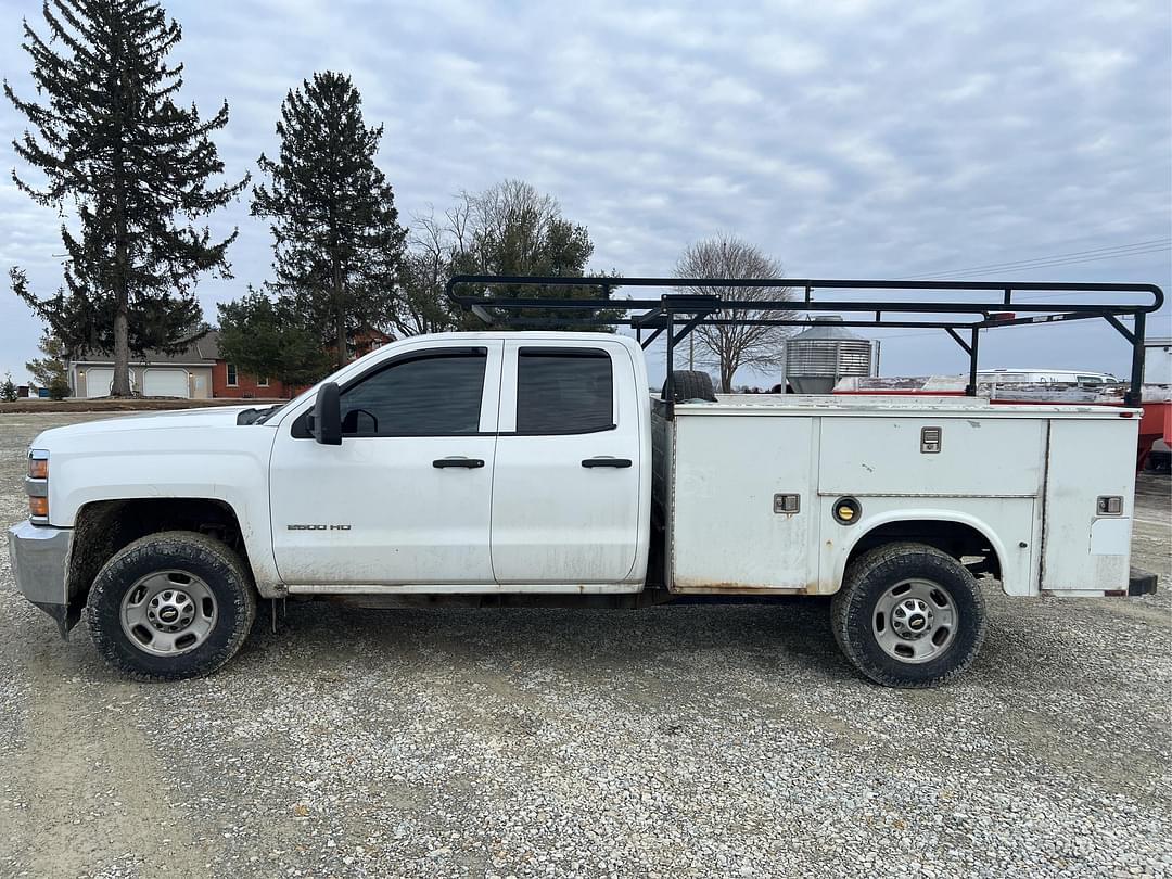 Image of Chevrolet 2500HD Primary image