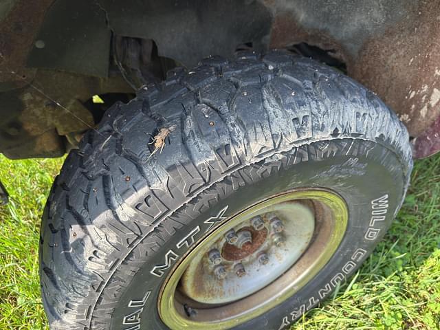 Image of Chevrolet 3500 equipment image 3