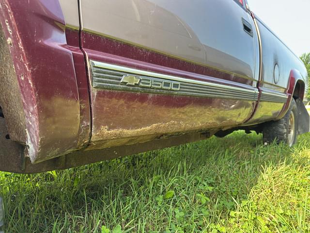 Image of Chevrolet 3500 equipment image 4