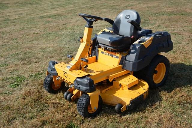 Image of Cub Cadet PRO Z 100 equipment image 2