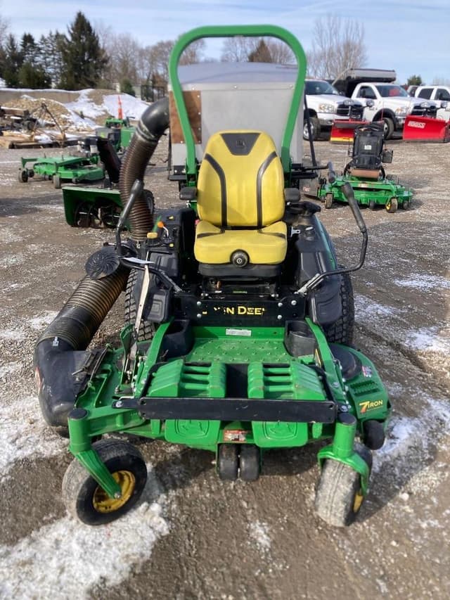 Image of John Deere Z930R equipment image 1