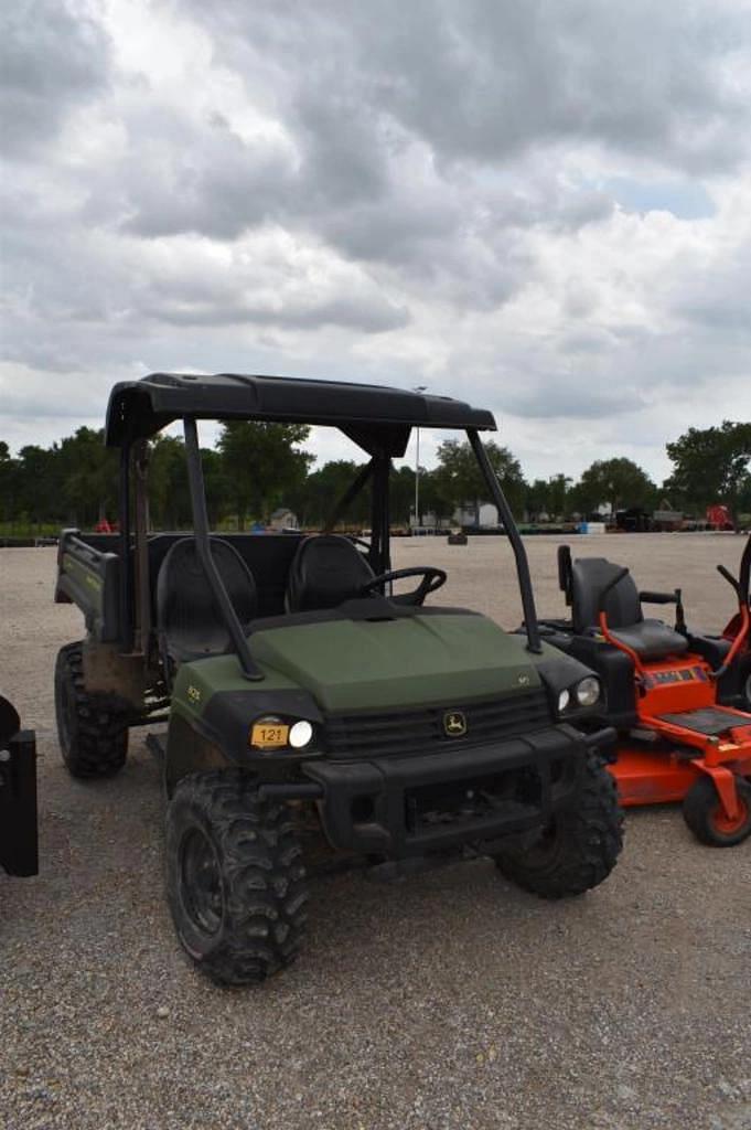 Image of John Deere Gator XUV 825i Primary image