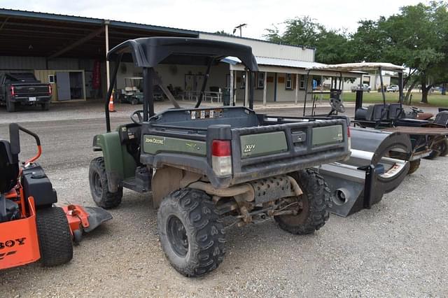 Image of John Deere Gator XUV 825i equipment image 2