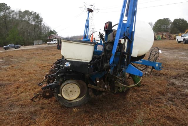 Image of Kinze 3000 equipment image 3