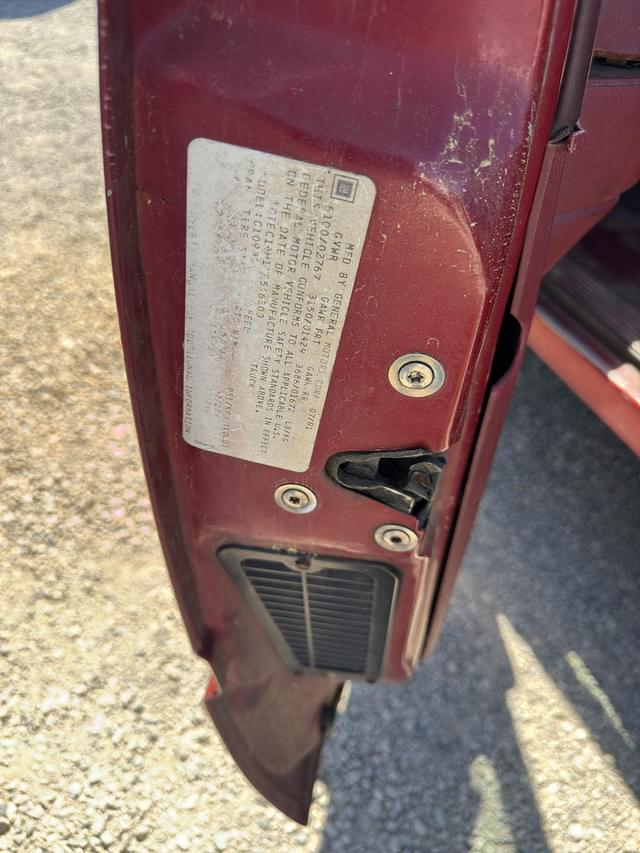 Image of GMC 1500 equipment image 2