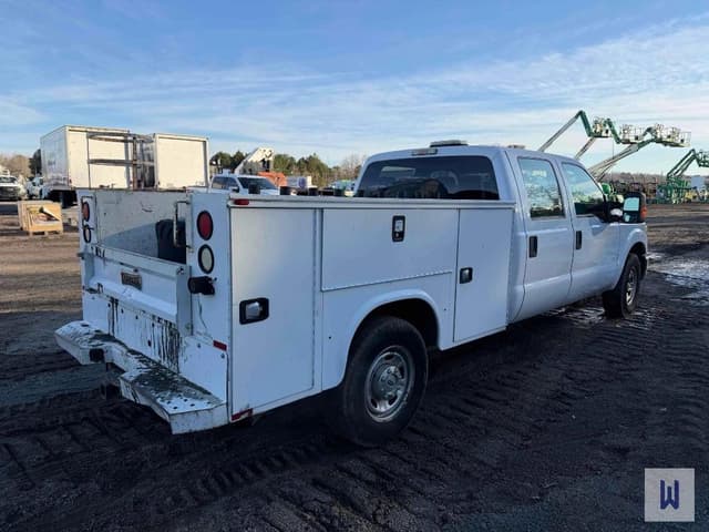 Image of Ford F-250 equipment image 3