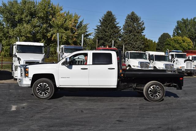 Image of Chevrolet 2500HD equipment image 1