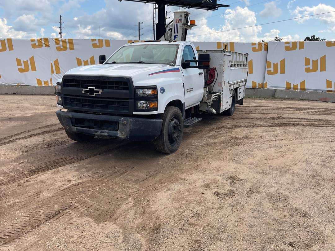 Image of Chevrolet 5500HD Primary image