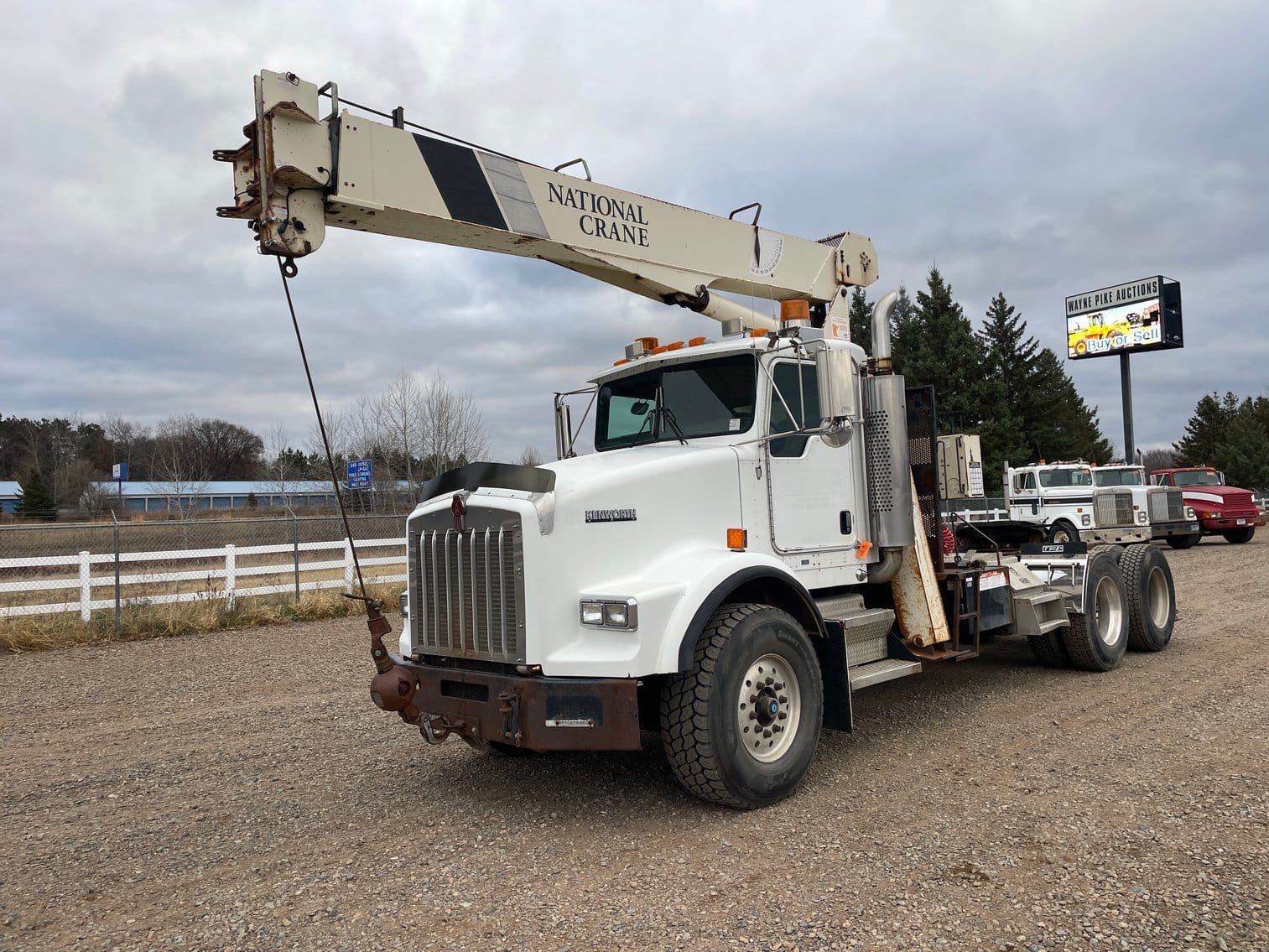 2003 Kenworth T800 Equipment Image0