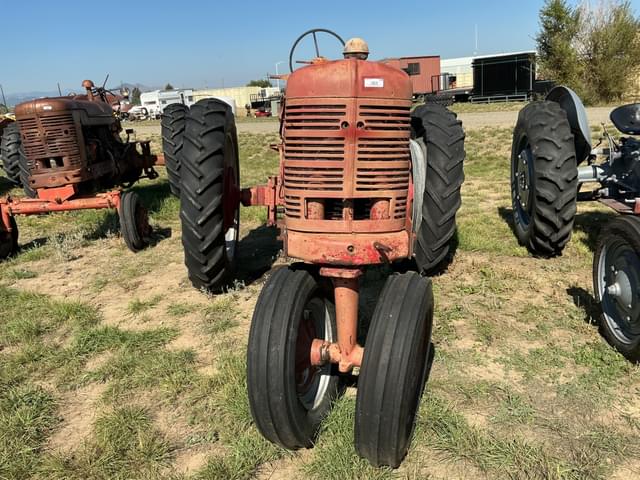 Image of Farmall H equipment image 1