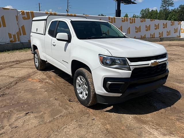 Image of Chevrolet Colorado equipment image 2