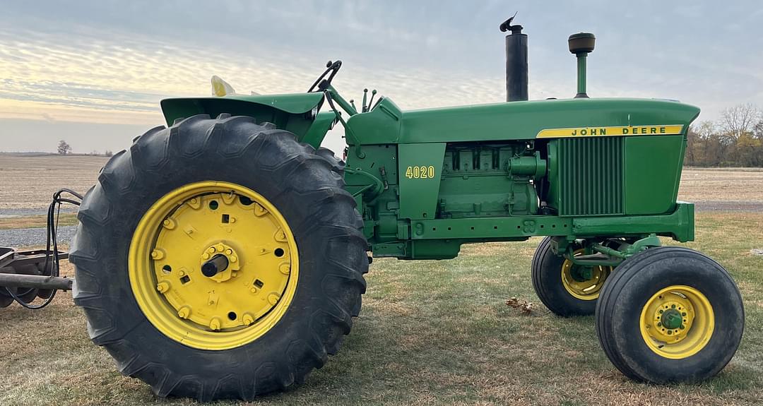 Image of John Deere 4020 Primary image