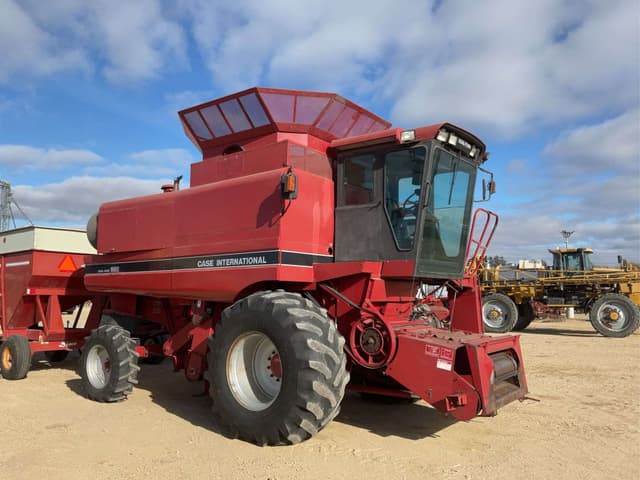 Image of Case IH 1680 equipment image 2