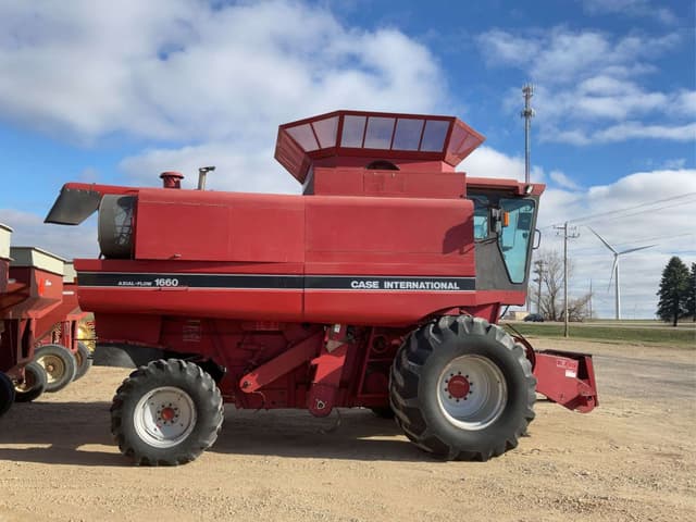 Image of Case IH 1680 equipment image 1