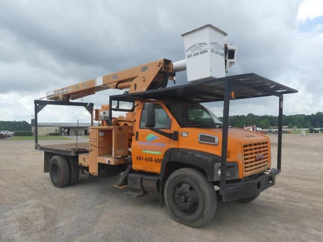 Image of GMC C7500 equipment image 1