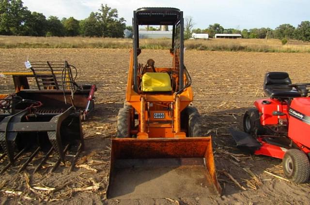 Image of Case 1816 equipment image 2