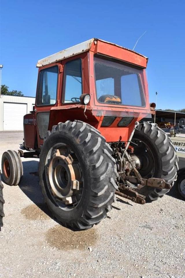 Image of Massey Ferguson 1085 equipment image 3