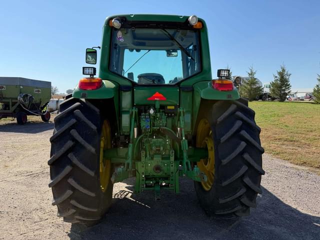 Image of John Deere 6430 equipment image 4