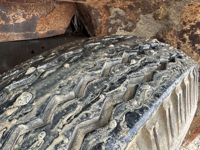 Image of GMC 6500 equipment image 4