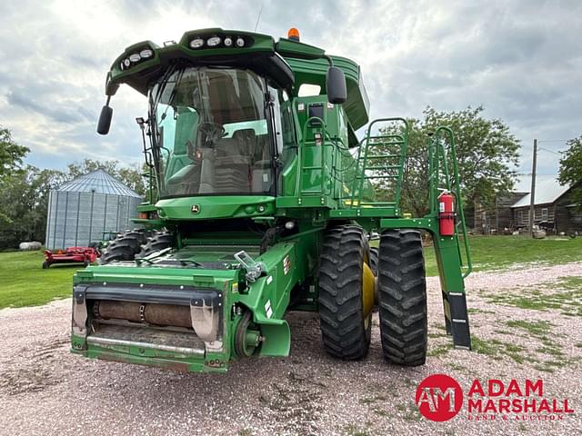 Image of John Deere S670 equipment image 2