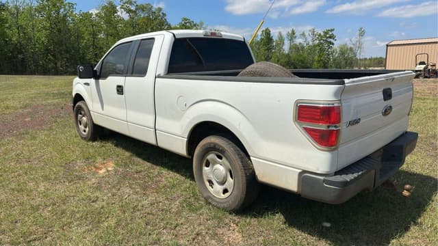 Image of Ford F-150 equipment image 2