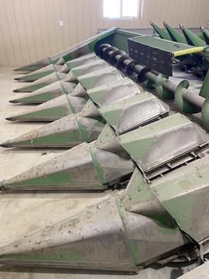 John Deere 843 Image