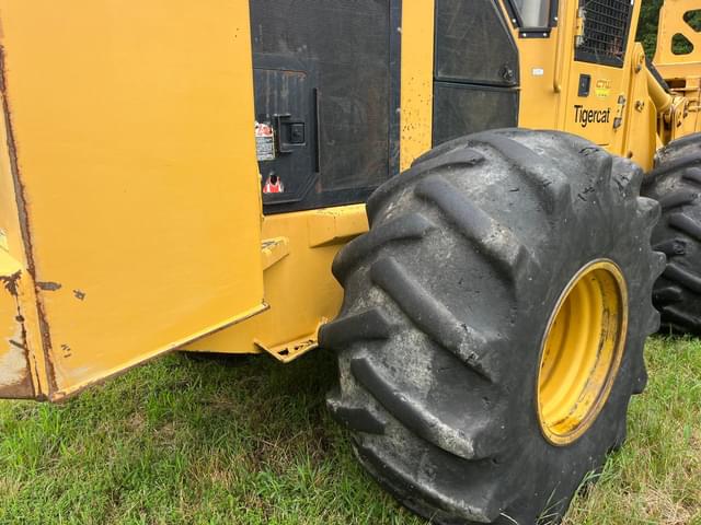 Image of Tigercat 718E equipment image 4