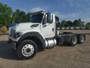 2013 International WorkStar 7600 Image