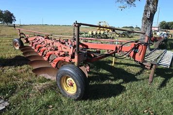 Main image Massey Ferguson 880