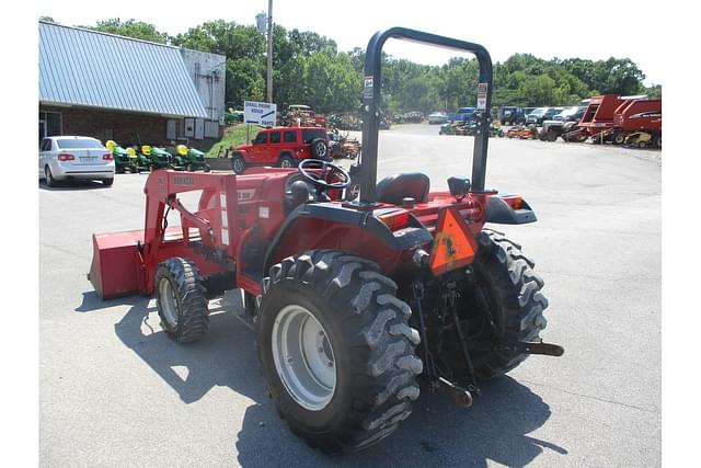 Image of Mahindra 3510 equipment image 2